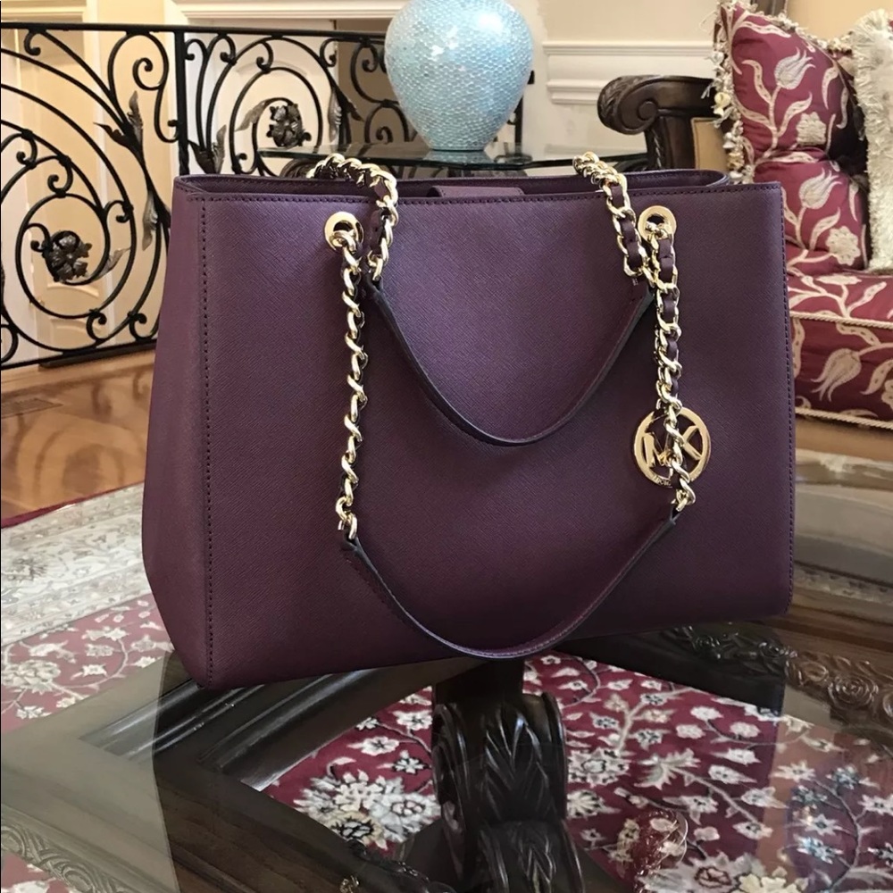 Authentic Michael kors large Susannah chain purse - Picture 2 of 8